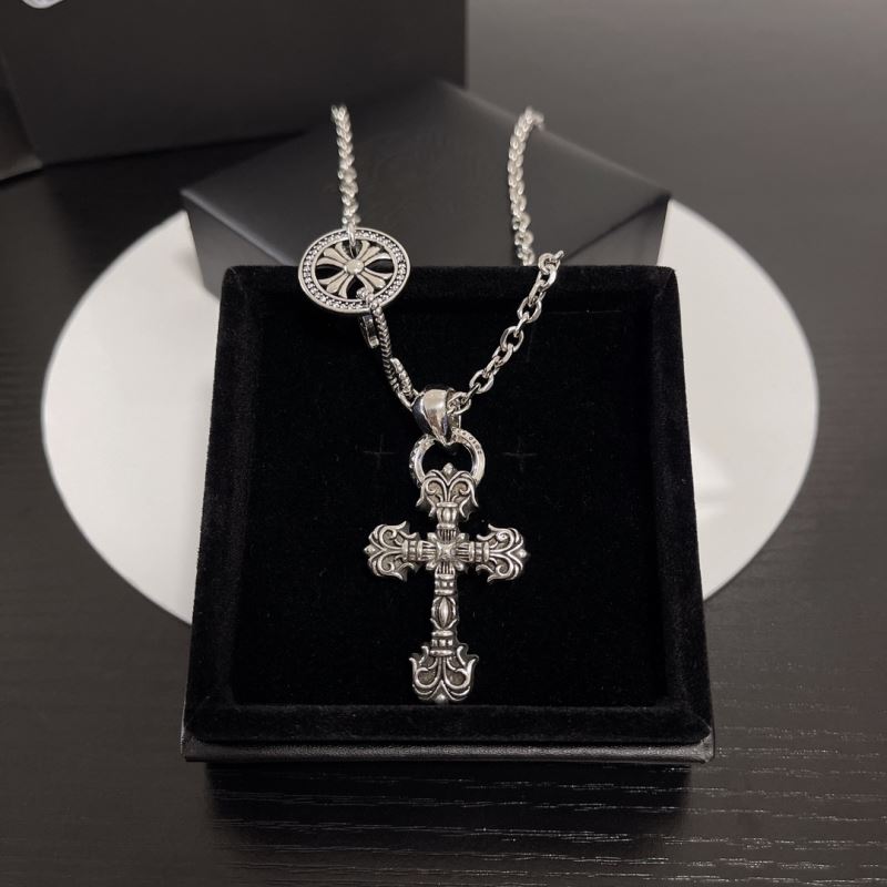 Ch**me He**ts necklaces